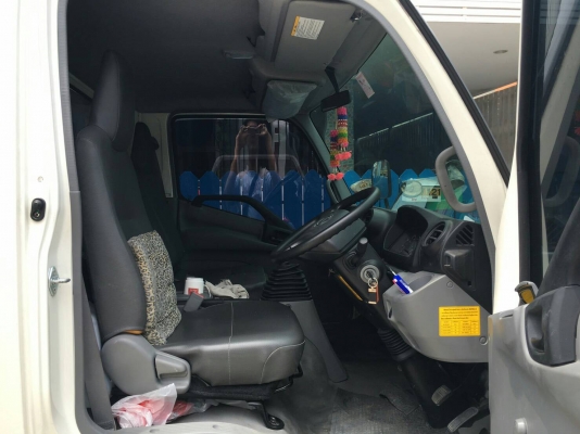 รถบรรทุก 6 ล้อ HINO EURO3   กระบะยาว 5 เมตร