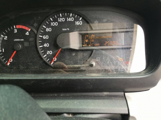 รถบรรทุก 6 ล้อ HINO EURO3   กระบะยาว 5 เมตร