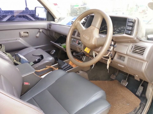 ขายรถกระบะ สภาพดี รถสวยสภาพพร้อมใช้งาน เอกสารพร้อมโอน สนใจโทร 090-8588220คุณนะ 093-3258446คุณบิว หรือเข้าดูสินค้าอื่นๆได้ที่ www.narong2truck.com หรือ www.truck.in.th/498 หรือเพจFacebook ณรงค์ ซื้อขายรถมือสอง (เว็บไซต์ส่วนตัว) หรือFacebook คุณนะ รถบรรทุก