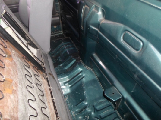 กะบะตอนเดียวถูกๆ 95000  0882668605