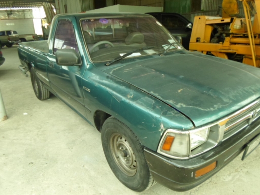 กะบะตอนเดียวถูกๆ 95000  0882668605