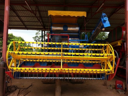 ขายรถเกี่ยวข้าว ไอ้หนุ่มไวไฟ เครื่องบน195 ตัวเดิน12 ปั้มไดกิ้น ทำงานเร็ว รถสวยสภาพพร้อมใช้งาน สนใจโทร 090-8588220คุณนะ 093-3258446คุณบิว หรือเข้าดูสินค้าอื่นๆได้ที่ www.narong2truck.com หรือ www.truck.in.th/498 หรือเพจFacebook ณรงค์ ซื้อขายรถมือสอง (เว็บไ