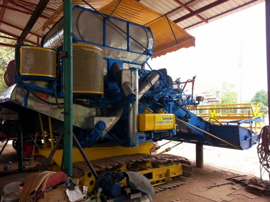 ขายรถเกี่ยวข้าว ไอ้หนุ่มไวไฟ เครื่องบน195 ตัวเดิน12 ปั้มไดกิ้น ทำงานเร็ว รถสวยสภาพพร้อมใช้งาน สนใจโทร 090-8588220คุณนะ 093-3258446คุณบิว หรือเข้าดูสินค้าอื่นๆได้ที่ www.narong2truck.com หรือ www.truck.in.th/498 หรือเพจFacebook ณรงค์ ซื้อขายรถมือสอง (เว็บไ