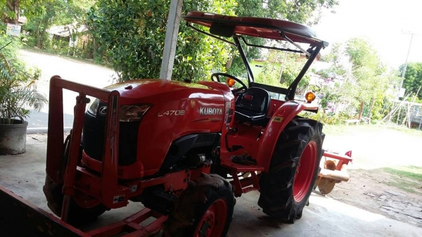 ขายรถไถคูโบต้า 4708 สภาพเดิม ผานดันหน้า ผานหลัง6 สภาพพร้อมใช้งาน เอกสารเล่มทะเบียนครบ