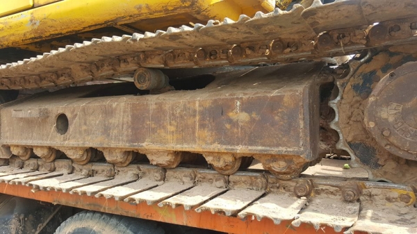 ขายรถขุดแบ็คโค komatsu PC120-6E ซีเรียล64357 ทำงานหมื่นกว่า ชม. เก่านอก2ปีไฟฟ้าเต็ม เอกสารใบอินวอยซ์ ขายรถขุดแบ็คโค komatsu PC120-6E ซีเรียล64357 ทำงานหมื่นกว่า ชม. เก่านอก2ปีไฟฟ้าเต็ม เอกสารใบอินวอยซ์