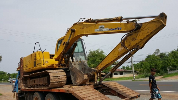 ขายรถขุดแบ็คโค komatsu PC120-6E ซีเรียล64357 ทำงานหมื่นกว่า ชม. เก่านอก2ปีไฟฟ้าเต็ม เอกสารใบอินวอยซ์ ขายรถขุดแบ็คโค komatsu PC120-6E ซีเรียล64357 ทำงานหมื่นกว่า ชม. เก่านอก2ปีไฟฟ้าเต็ม เอกสารใบอินวอยซ์