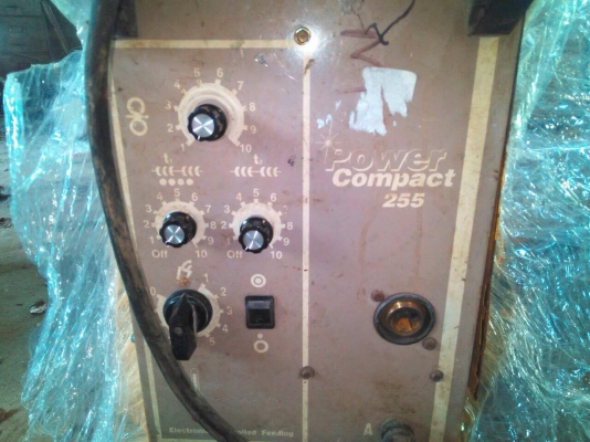 ขายเครื่องเชื่อม Co2 เหลือตัวเดียวครับ ขายเครื่องเชื่อม Co2 เหลือตัวเดียวครับ