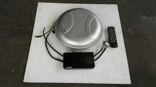 จานดาวเทียมสำหรับใส่รถยนต์ ครบเซ็ท ตามรูป