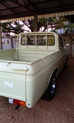 DATSUN 520 รุ่น 2 ตา DATSUN 520 รุ่น 2 ตา