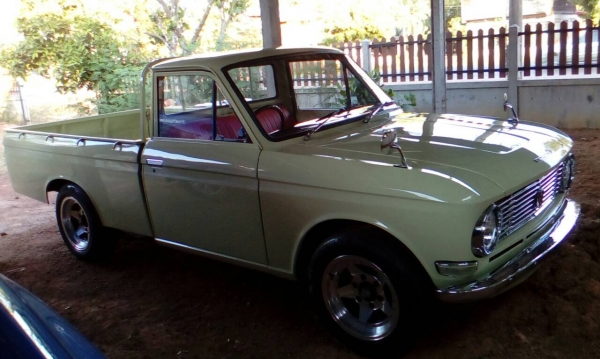 DATSUN 520 รุ่น 2 ตา DATSUN 520 รุ่น 2 ตา