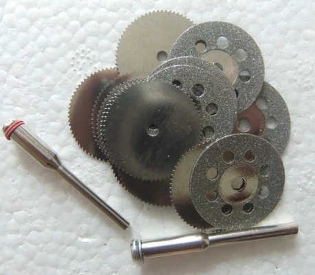 ชุดใบตัดและใบเจียร์เพชรเอนกประสงค์ เปลี่ยนใบได้โดยยึดกับแกนที่ให้มา ทั้งชุด จำนวน 38ชิ้น