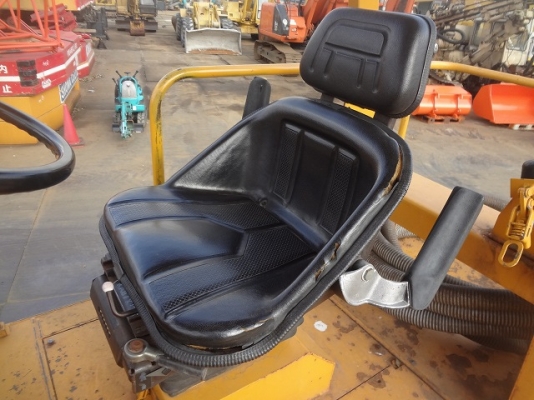 Hitachi RT200WT-C รถบด 7 ล้อยาง นำเข้าจากญี่ปุ่น โทร. 080-6565422 (หนิง)