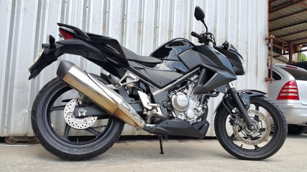 CB300f 2015 ใหม่มากวิ่ง 3000 โลแท้ น้องๆมือ1เลยจ้า ต่อรองได้ครับ