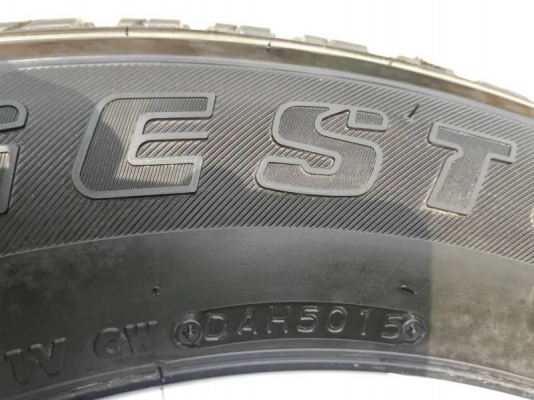 ยาง bridge stone 255/65/17 ปลายปี 15 ชุดล่ะ 15,500