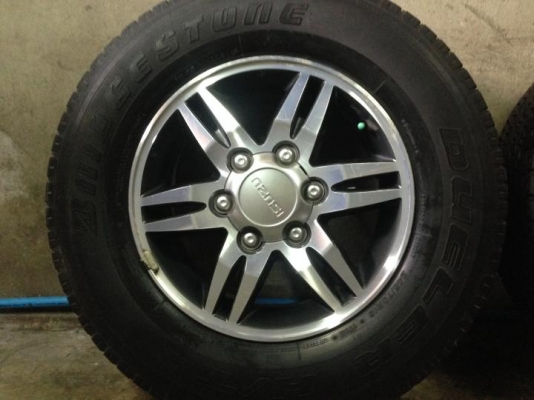 แม็ก ISUZU D-MAX ยาง 245-70-16 ปลายปี13 แม็ก ISUZU D-MAX ยาง 245-70-16 ปลายปี13