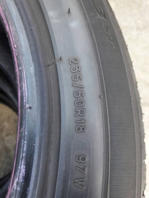 ยาง Michelin 235/50/18 ปี 14 ชุดล่ะ 8,500