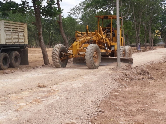 ขายรถเกรด KOMATSU GD 376 -H ขายรถเกรด KOMATSU GD 376 -H