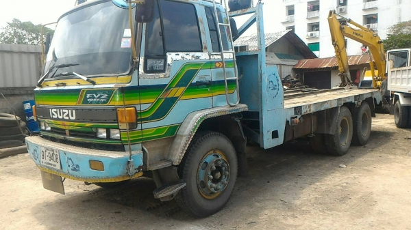 สิบล้อ อีซูชุ ร็อค FVZ32MF195 นางฟ้า 2เพาใหญ่ ช่วงล่าง ZF ท้ายลาก แม็คโค 200 สภาพดีเดิมๆสวย รถใช้งานประจำ เล่มทะเบียนพร้อม