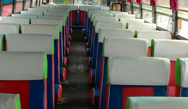 รถบัส ยี่ห้อเบนซ์ คัซซีเบนซ์เครื่องเบนซ์210เบรคแห้งดุมแปะ