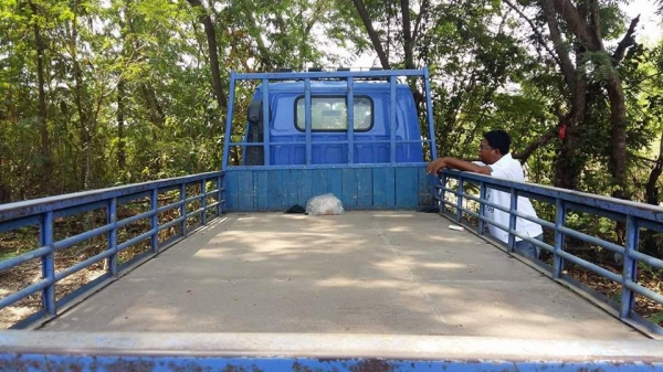 ขายรถ6ล้อ 130แรง รถสวยสภาพดี เครื่องดี ภายในสวย เอกสารพร้อมโอน สนใจโทร 090-8588220คุณนะ 093-3258446คุณบิว หรือเข้าดูสินค้าอื่นๆได้ที่ www.narong2truck.com หรือ www.truck.in.th/498 หรือเพจFacebook ณรงค์ ซื้อขายรถมือสอง (เว็บไซต์ส่วนตัว) หรือFacebook คุณนะ