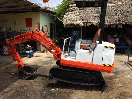 รถแบคโฮmitsubishi me15