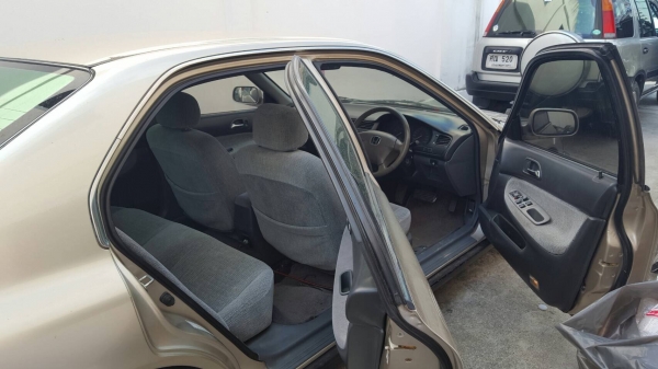 ขายแอคคอร์ดปี97 ไฟท้าย2ก้อน ออโต้ สวยๆพร้อมใช้ 77000 บาท 0804707359