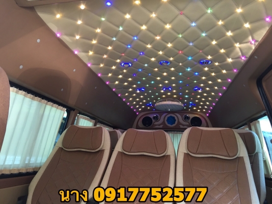 ขายรถตู้CNG 2.7 ปี 10สีขาว เกียMT แต่งวีไอพีเบาะสี่แถว