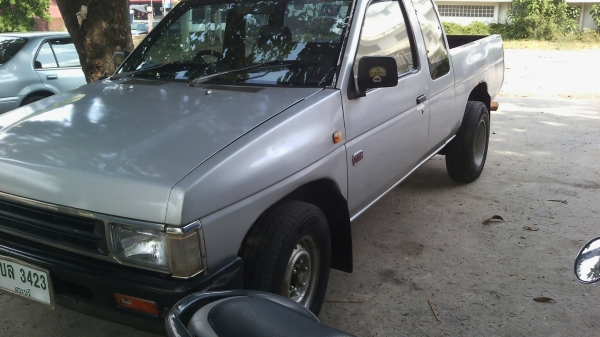 นิสสัน บิ๊กเอ็ม 2.5 จอโค้ง ปี1996 รถสวย