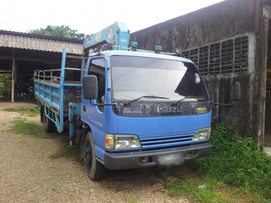 รถอีซูซุ 6 ล้อ NPR ติดเครน 3 ตัน. 150 แรงม้า. ปี 47.     สนใจติดต่อ  081 - 6079515