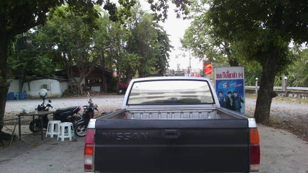 นิสสัน บิ๊กเอ็ม 2.5 จอโค้ง ปี 1996