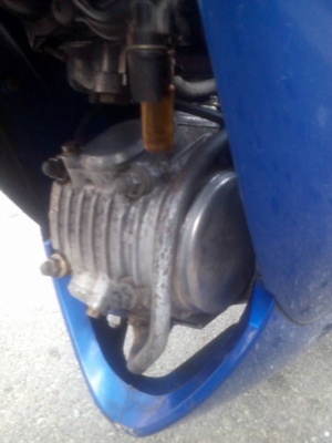 ขาย Honda Wave 125 R ปี 49 กุญแจใหญ่ สตาร์ทเท้า ภาษีขาด 1 ปี (ราคานี้ทำ พรบ.ต่อภาษีให้ด้วย) เครื่องดีเดิมๆ ไม่หลวม ชุดสีใช้ได้ เล่มพร้อมชุดโอน