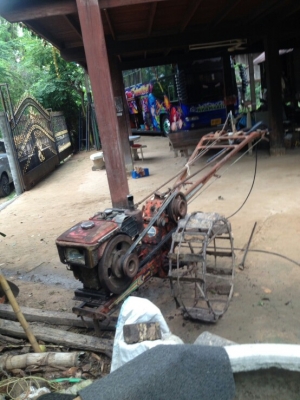ขายรถไถนาเดินตามยันม่า8.5 แรงหางจักรเพชร3เกียรถพร้อมใช้เครืรองดีราคา9500บาท