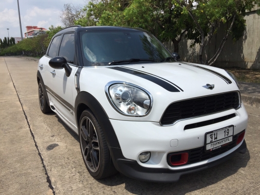 2011 MINI CUNTRYMAN 1.6 ALL4 รถสวยมาก ท๊อปสุด ออปชั่นเต็ม น่าใช้สุดๆ
