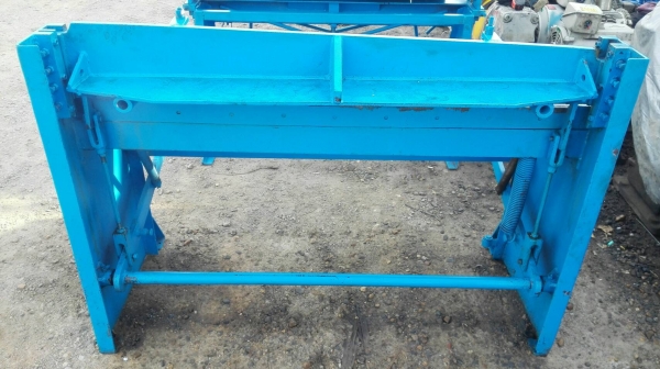 Sell> ขายกรรไกรซอยเท้าเหยียบ‬ ขนาด 4 ฟุต.120 cm. ตัดสังกะสี/อลูมิเนียม/เหล็กบาง งานดีสภาพสวยมาดูมาเทสก่อนได้ครับ