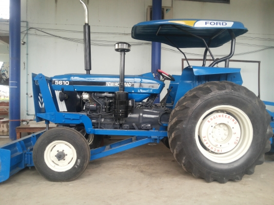 ฟอร์ดนิวฮอลแลนด์  ตัวใหญ่ 90แรงม้าพร้อมผานหน้าหลัง ทะเบียนครบ