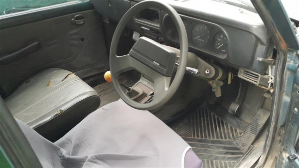 mazda familiaเครื่อง1400แก็สแล้วประหยัดมากถูกๆ