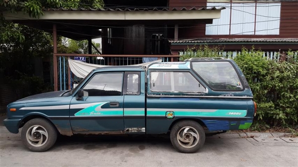 mazda familiaเครื่อง1400แก็สแล้วประหยัดมากถูกๆ