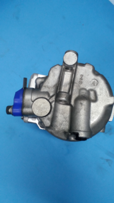 คอมพ์เพรสเซอร์แอร์ compressor volk caravelle 2.5 tdi TDI