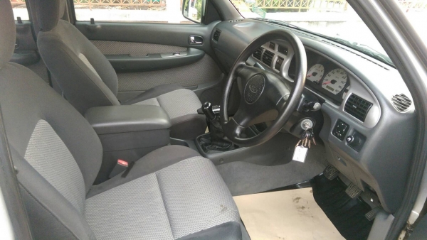 Ford ranger 4ประตู