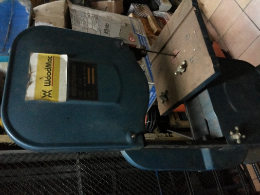 เครื่องเลื่อยสายพาน WoodMac พร้อมใช้งาน ปรับองศาการเอียงของแท่นโต็ะตัดได้