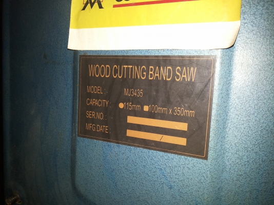 เครื่องเลื่อยสายพาน WoodMac พร้อมใช้งาน ปรับองศาการเอียงของแท่นโต็ะตัดได้