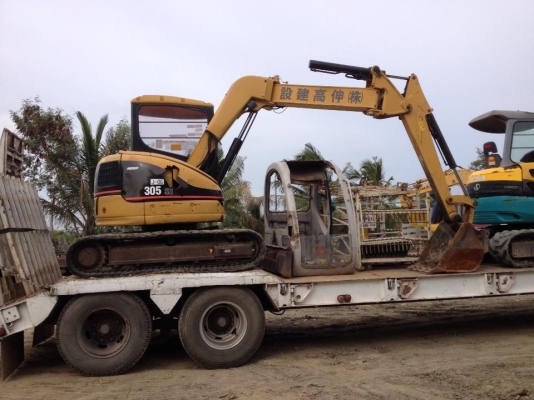 FROM JAPAN MINI EXCAVATOR CATERPILLAR 305SR/ปี:(2005) เครื่องยนต์MITSUBISHI K4N/คอนโทรลน้ำมัน/ปั๊มนิ้ว ราคาเพียง 560,000 บาท สนใจรีบติดต่อ 0819337688