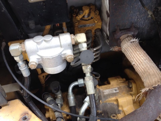 FROM JAPAN MINI EXCAVATOR CATERPILLAR 305SR/ปี:(2005) เครื่องยนต์MITSUBISHI K4N/คอนโทรลน้ำมัน/ปั๊มนิ้ว ราคาเพียง 560,000 บาท สนใจรีบติดต่อ 0819337688