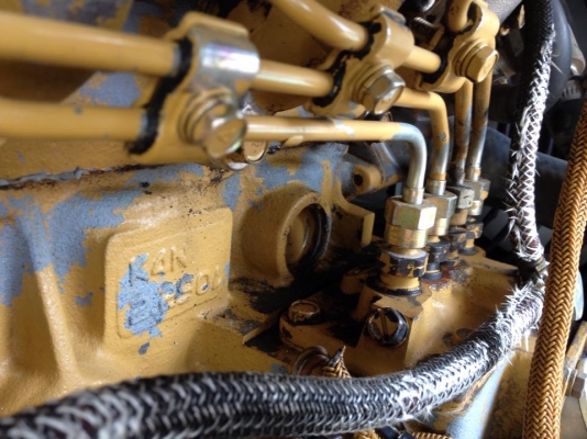 FROM JAPAN MINI EXCAVATOR CATERPILLAR 305SR/ปี:(2005) เครื่องยนต์MITSUBISHI K4N/คอนโทรลน้ำมัน/ปั๊มนิ้ว ราคาเพียง 560,000 บาท สนใจรีบติดต่อ 0819337688