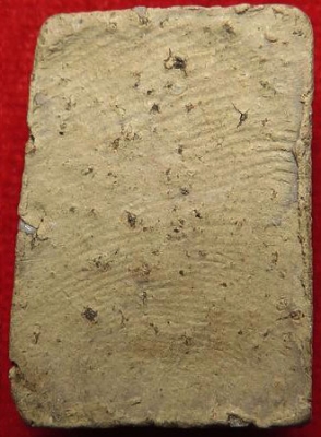 คุณแม่บุญเรือน โตงบุญเติม นางกวักเนื้อดินของคุณแม่ กดมือ ลายนิ้วมืออยู่ครบ สวยเดิมๆ