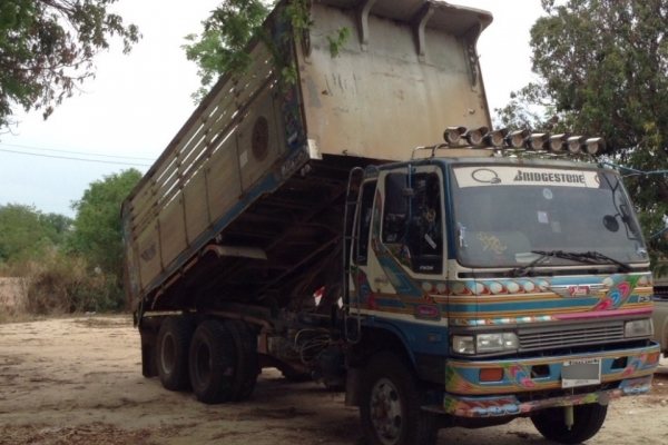 ขาย HINO 3M สองเพลาดั๊ม กระบะเนียม รถเดิมๆ