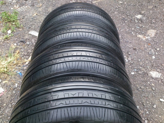 ขายยาง NITTO 205/55R16 MADE IN JAPAN ยางส้ปดาห์ที่04 ปี15 ดอกยางเต็มหนาสดเท่ากันไม่ร้าวไม่แตกลาย สวยๆ จำนวน 1 ชุด