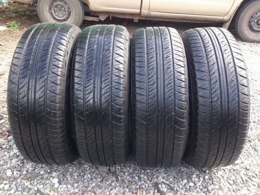 ขายยาง  DUNLOP 265/65R17 ยางสัปดาห์ที่46 ปี14  ดอกยางหนาสดเท่ากันไม่แตกลายไม่ร้าวไม่มีปะสวยๆ จำนวน 1 ชุด