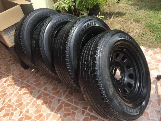 ขายล้อrock ขอบ17*8"แถมยางปี12 ขายล้อrock ขอบ17*8"แถมยางปี12