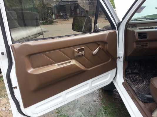 Isuzu มังกร ช่วงสั้น 4 ขอ